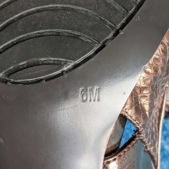 Bandolino Slingbacks SZ 6M - Picture 6 of 10